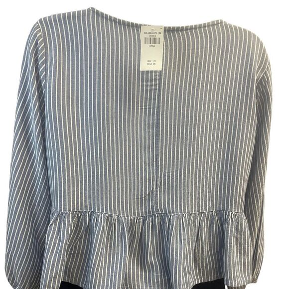 Hollister blue striped, peplum, scoop neck, 3/4 sleeve w/ elastic, size S - Picture 2 of 4